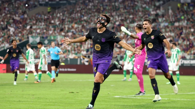 Barcelona goleó a Betis en un partido tan intenso como polémico