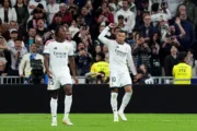 Real Madrid desfiló ante Sevilla con goleada y un doblete de Mbappé para recuperarse en La Liga