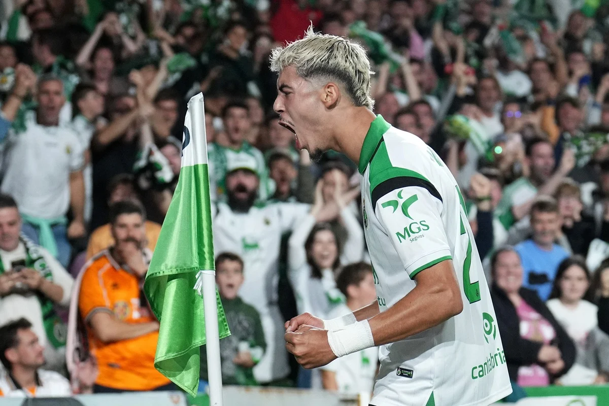 Zabiri sigue encendido con 7 goles en 8 partidos con Racing de Santander