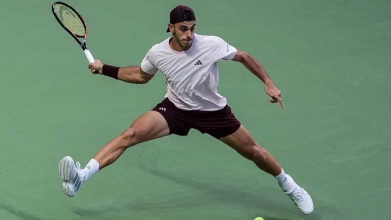 Francisco Cerúndolo venció a Chidekh y se metió en semifinales del Abierto de Bruselas