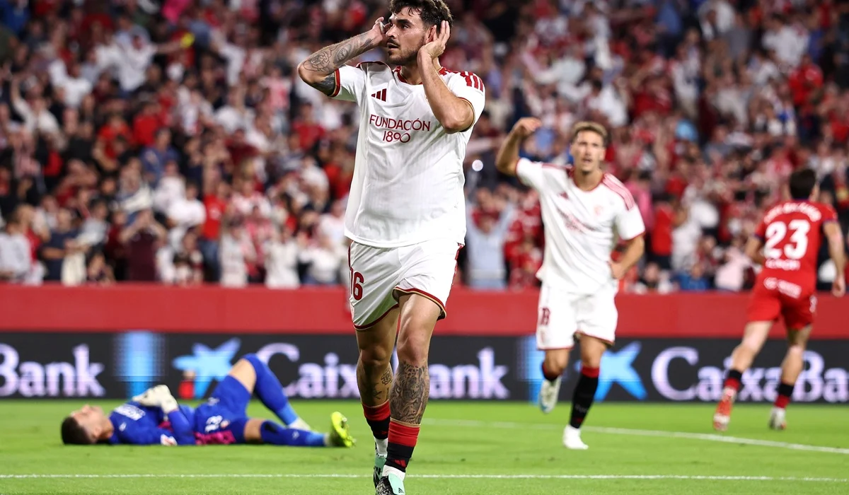 Sevilla volvió al triunfo y le ganó muy bien a Osasuna