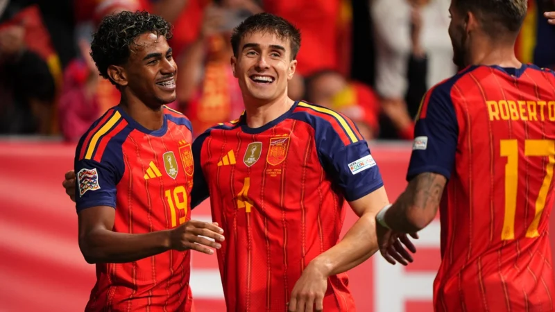 España reguló y le ganó con lo justo a República Checa en Nations League