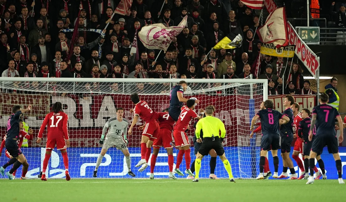Viking sorprendió con gol en dos minutos a Bayern Múnich, otra vez madrugado tras el blooper de Neuer