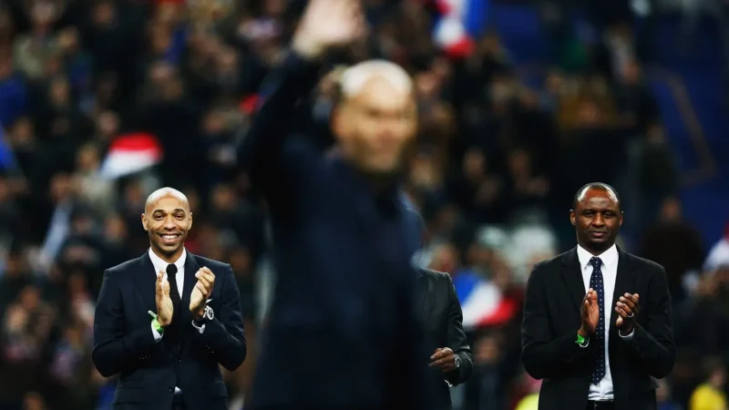 Thierry Henry se rindió ante Zidane en Francia: “En el fútbol está a la altura de Dios”